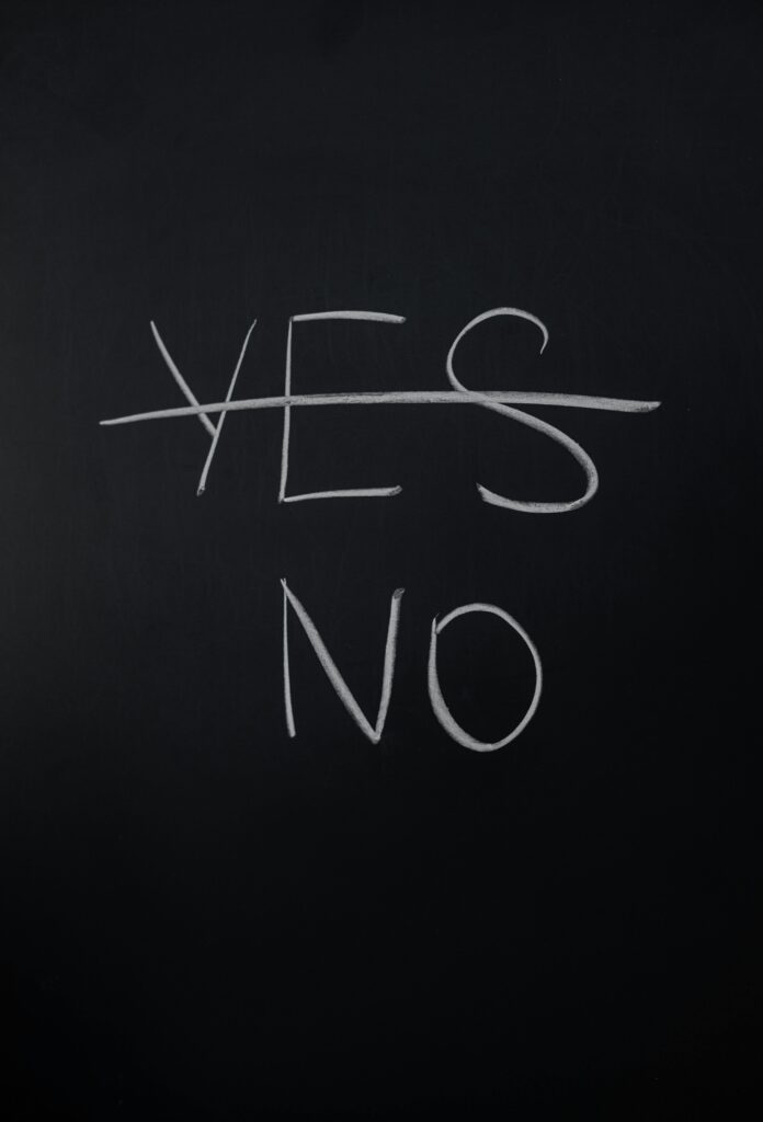 Yes or No Text for how to make better life decisions article